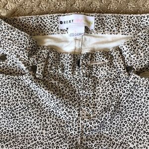 Roxy tween wahine Leopard Jean  pants